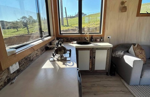 Ngatimoti Other | Unique Cottage/Rural Retreat! surrounded in wildlife/close to Local attractions