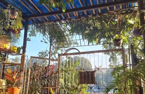 Versova Cottage | Unique & Cozy Cottage101