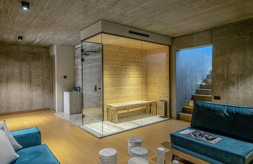 Mavrikiano Villa | Unique Design 3 bedroom villa with access to the beach