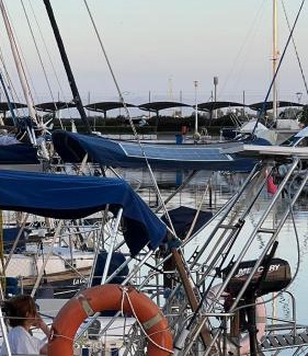 Poblats Maritims Boat Rental | Unique Experience in Sailboat! In The 4 Seasons!