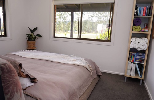 Nana Glen Cottage | Unique Farm Stay - Horse Riding, 2BR Cottage, Horses Welcome, Near Coffs Harbour