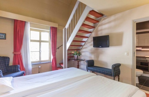 Municipality of Kerkrade Hotel | Unique Getaway: 2 Elegant Rooms Close to Aachen Cathedral | Free Parking