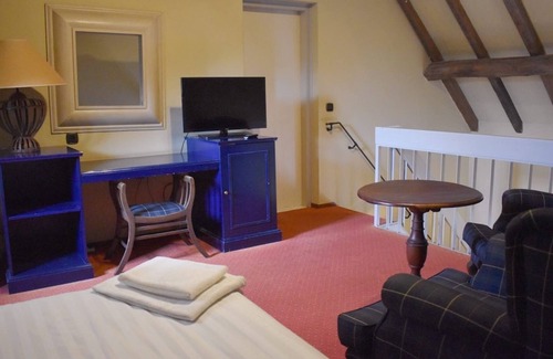 Municipality of Kerkrade Hotel | Unique Getaway: 2 Elegant Rooms Close to Aachen Cathedral | Free Parking