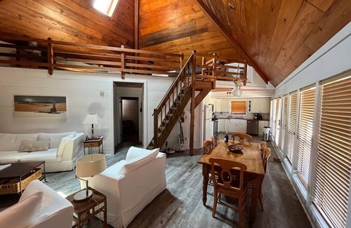Cape San Blas House | Unique Gulf Side Home with easy access to beach