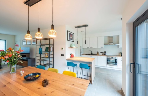 Kortenaken House | Unique Hideaway, Holiday House With Large Garden