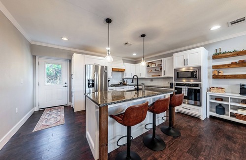 Leander House | Unique Hill Country Barndominium With Amazing View!