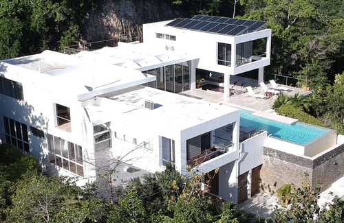 Las Terrenas Villa | ⚡Unique Hilltop Eco Villa, Las Terrenas w/Housekeeper⚡