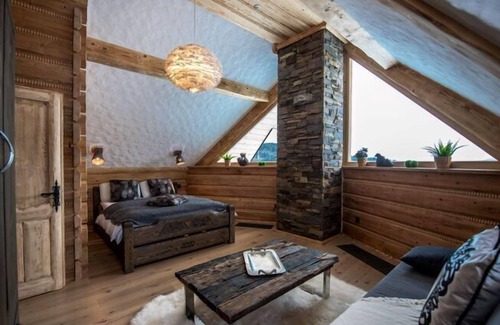 Pcim House | Unique holiday home in fireplace with Zawadka