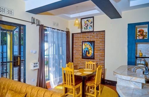 Karatu Apartment | Unique Homestay B - 2 Bedroom with swimming and Free Wi-fi