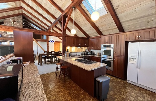 West Hyannisport House | Unique house located in Craigville Village, close to beach