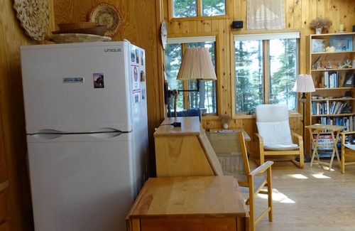 Friendship Cottage | Unique ISLAND Living off the grid -Waterfront cottage