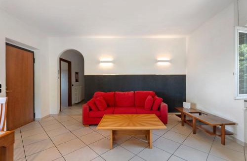 Nebbiuno Villa | Unique Lake View In Green Park