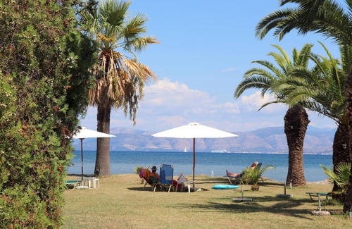Agios Petros Apartment | Unique located holiday apartment directly at the sea, own beach access, Wifi | A