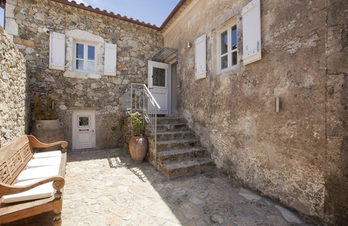 Mesovounia House | Unique, luxurious villa with infinity pool and sea view, free WiFi