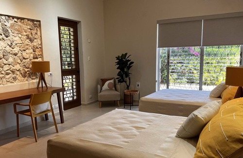 Merida Municipality House | Unique Merida 3 Bdr home - 2 blocks to Paseo Montejo. W/Starlink Wifi & Pool