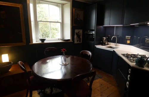 Dublin House | Unique period cottage in Dublin 4 docklands