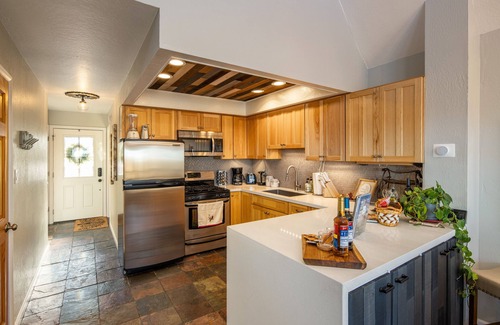 Reno House | Unique, private mountain home, stunning views, king bed suite, dog friendly