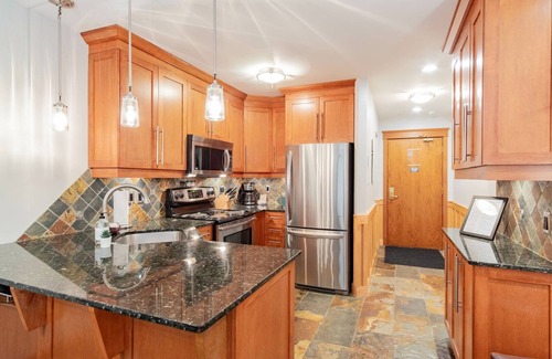 Blackcomb Condo | Unique property | Steps to slopes | Free Parking