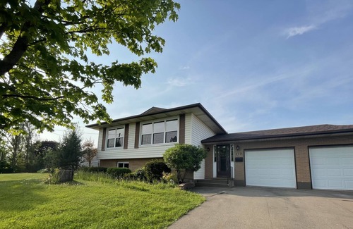 Summerside House | Unique retreat with breathtaking waterview in Summerside Bay