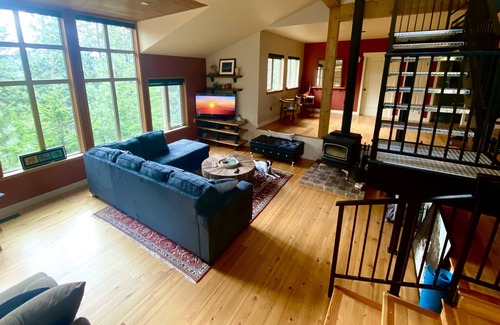 Okanagan-Similkameen Ski Chalet | Unique riverside chalet with 1 acre of private forest