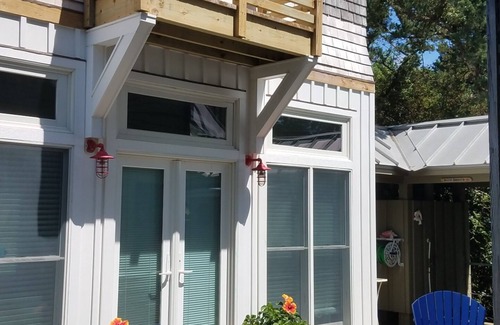 Ocracoke Cottage | Unique, Romantic, Cozy, Island Cottage on #1 Beach in America