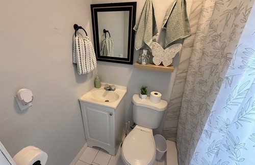 Buena Ventura Lakes Apartment | Unique Studio Minutes From Disney & Universal