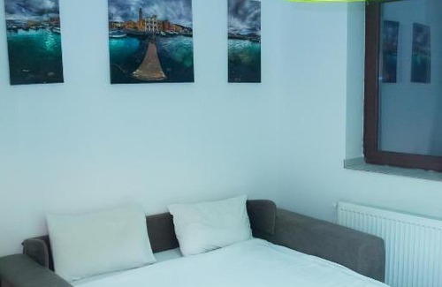 Bucharest City-Centre Apartment | Unirii Central Apartments with Balconies