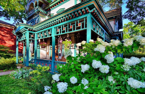 West Seventh House | Unit 1 Historic Irvine Park House near West 7th Bars, Restaurants, Xcel, River