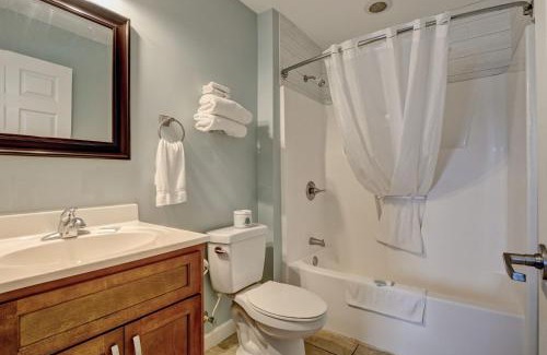 Surf City House | Unit 10 at Tiffany's