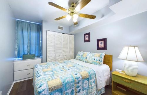 Cocoa Beach Apartment | Unit 104 - 1br Unit Wheated Pool And Hot Tub