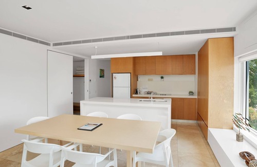 Rainbow Beach Apartment | Unit 105 Plantation Resort - Rainbow Beach. Plantation Resort. Second Floor. Aircon. Pool. Spa. Wifi