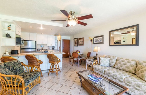 Honokowai Condo | Unit 107 Tranquil Oceanfront Retreat