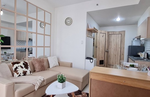 Poblacion District Apartment | Unit 1412 - Bisque Studio @ INSPIRIA