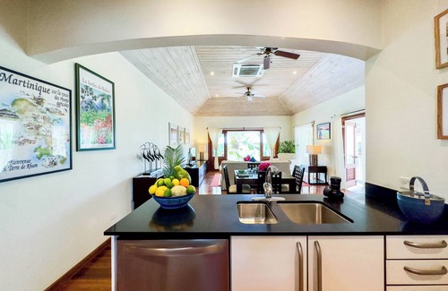 Buckleys Village Apartment | Unit 1512 Pool and Sea view - Antigua Residence