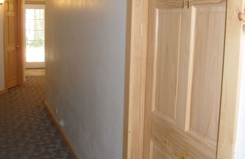 Island Park House | Unit 17 Jetted Tub Suite yards from Henry's Lake , 15 minutes to Yellowstone