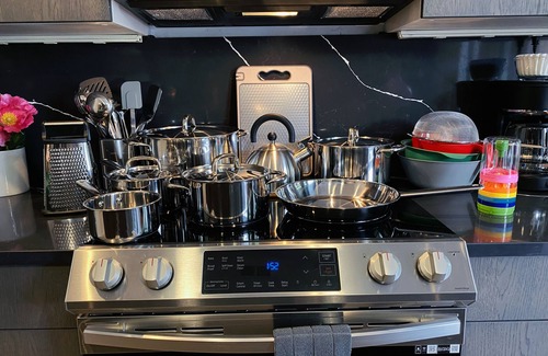 Shaw Bed & Breakfast | Unit 2: Cozy 1-Bed in the heart of Dc