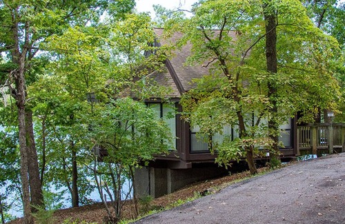 Village of Four Seasons House | UNIT 20 - TREETOP 2 BEDROOM VILLA