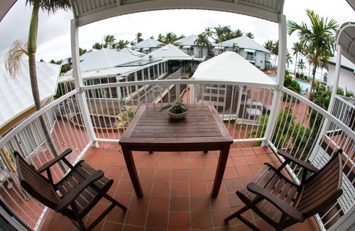 Dolphin Heads Apartment | Unit 207 at Dolphin Heads Resort
