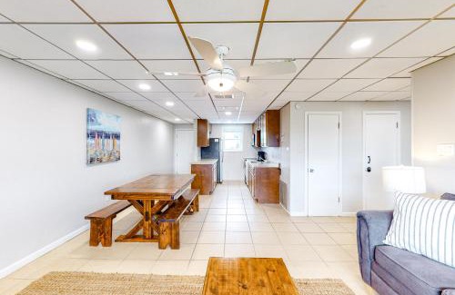 Port Aransas Apartment | Unit 32, Island Retreat Resort
