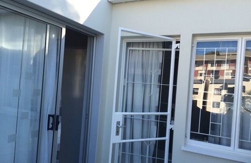 Railway Area Apartment | Unit 4 Damara Dardens, Windhoek, Namibia