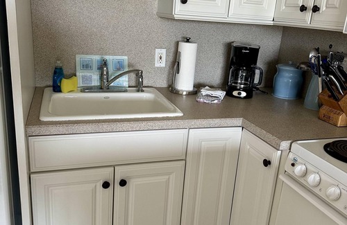 North Truro Condo | Unit #44 - 2nd Floor Deluxe Studio with A/C