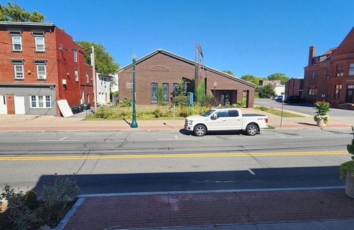 Schenectady Apartment | Unit 5 The most peaceful and quite area of Schenectady downtown