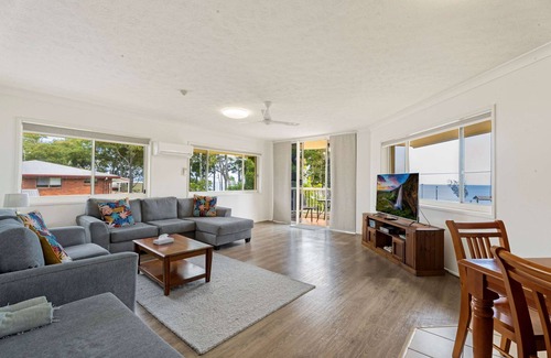 Torquay Apartment | Unit 7 Charlton on the Esplanade
