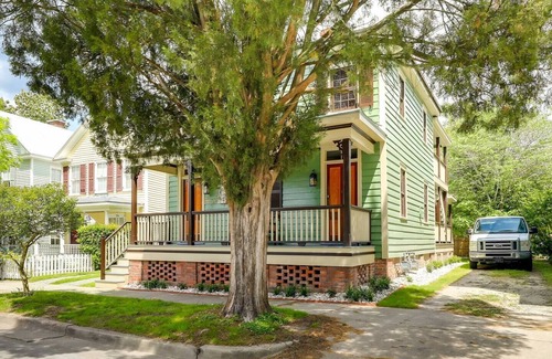 New Bern House | Unit B | Victorian Vacation Rental In Downtown!