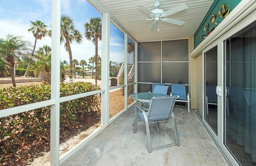 Sanibel Condo | Unit M3 - Garden View