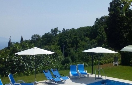 Zagore Apartment | Units Charming Brsec Apartment with Shared Pool - Obe Bedroom Apartment with Pool