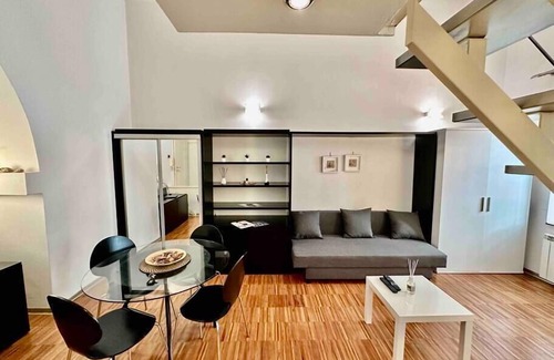 Citta Nuova-Barriera Nuova-San Vito-Citta Vecchia Apartment | [Unity Square]Elegant two-level loft.