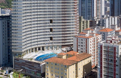 Pompeia Apartment | UNLIMITED OCEAN FRONT