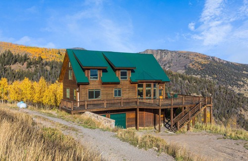 Creede Cabin | Unmatched Views of Creede - Classic Colorado Cabin - Large Deck