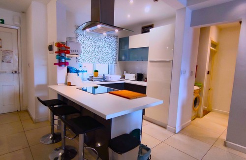 Marsaskala Apartment | Unobstructred seaviews; 2BR; Kingbeds; Fully ACd
